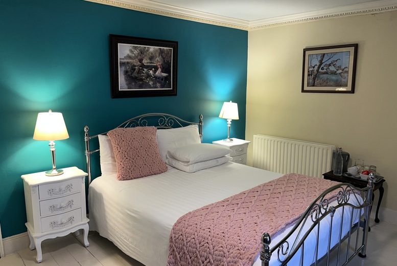 County Wicklow Stay for 2 with Breakfast & Late Checkout – 2 or 3 nights! | Wowcher