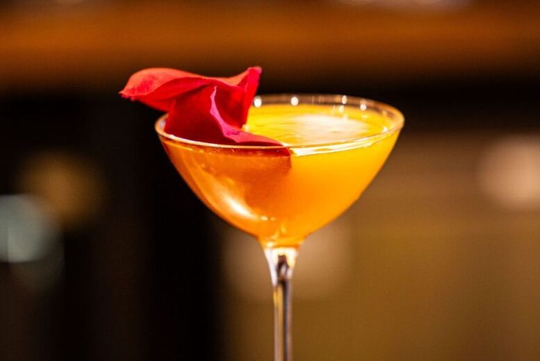 A Taste of Italy for 2 – Two Drinks + Sharing Board – Perfect Christmas Gift | Wowcher