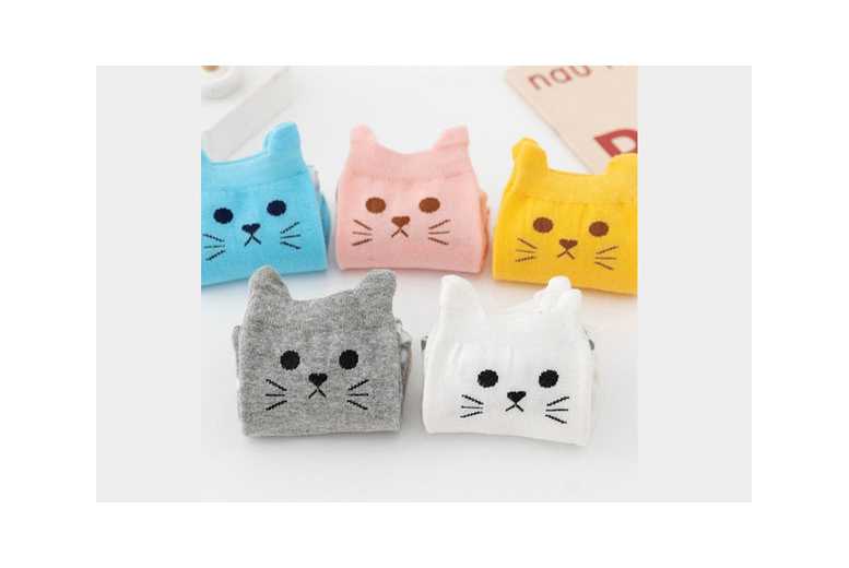 Black 5 Pairs Women’s Polyester Cartoon Kitty Crew Socks – Soft, Breathable, Everyday Comfort Multi-Pack | Wowcher