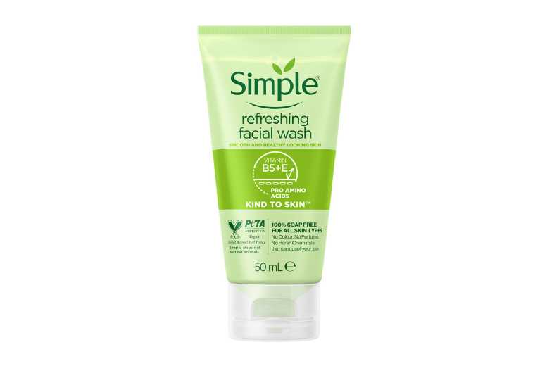 Simple Pro-Vitamin B5 Refreshing Gel Face Wash 50ml – For Sensitive Skin, Soap-Free, 3/6 Pack | Wowcher