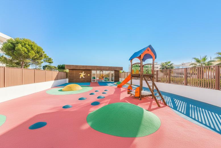 4* Mallorca Beach Getaway for a Family of 4 – Stay, Breakfast & Flights | Wowcher 4* Mallorca Beach Getaway for a Family of 4 – Stay, Breakfast & Flights | Wowcher