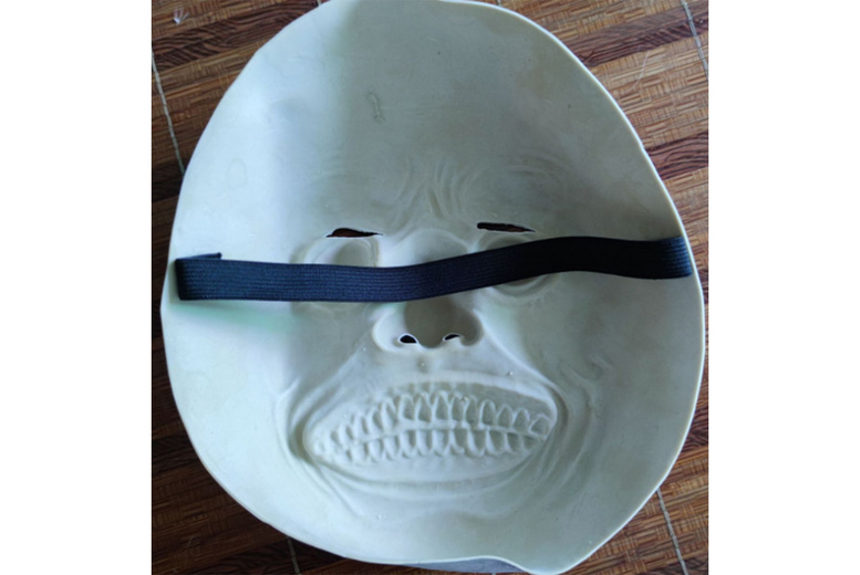 Unisex Smiling Exorcist White Face Demon Latex Mask – Halloween Fancy Dress Costume for Adults | Wowcher