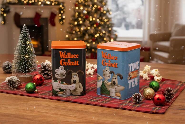 Wallace & Gromit All Butter Shortbread Hamper – Dean’s Bakery | Wowcher