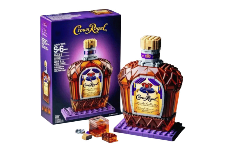 Simulated Whiskey Bottle Building Block Set – 11 Models, 232 Pieces | Wowcher