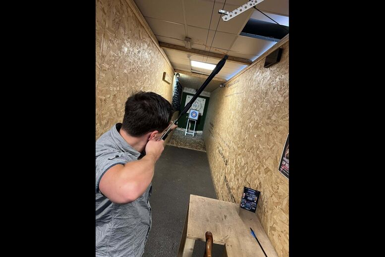 30-Minute or 60-Minute Archery Sessions @ The Activity Dome - Groups of 4 or 8 | Wowcher