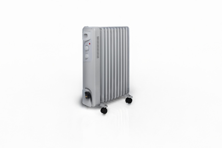 High-Efficiency 2500W Oil Filled Radiator with Thermostat and Safety Features | Wowcher