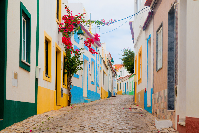 Gift an Algarve, Portugal Holiday – Flights & 3* or 4* Accommodation | Wowcher