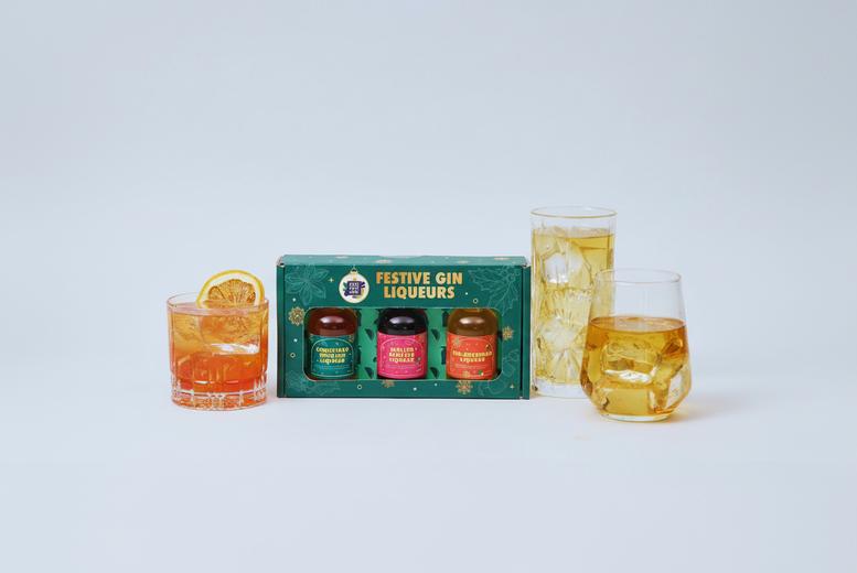 Festive Luxury Gin Mini Gift Set – Craft Gin Club – 6 Flavours – Perfect Christmas Gift | Wowcher