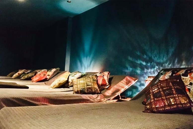 4* Mud Rasul Spa Day For 1 Or 2 at Ruthin Castle with Prosecco & Cake | Wowcher