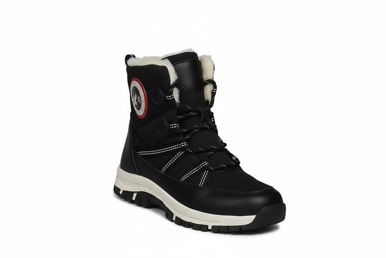 Unisex Black Canada Goose- Snow Moon Boots – 7 Sizes, 2 Colours | Wowcher