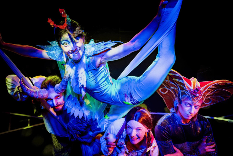 Wonder of Stella’s Imaginarium Family Christmas Circus Show – Sun 13th Dec & 14th Dec – Hoxton Hall | Wowcher Wonder of Stella’s Imaginarium Family Christmas Circus Show – Sun 13th Dec & 14th Dec – Hoxton Hall | Wowcher