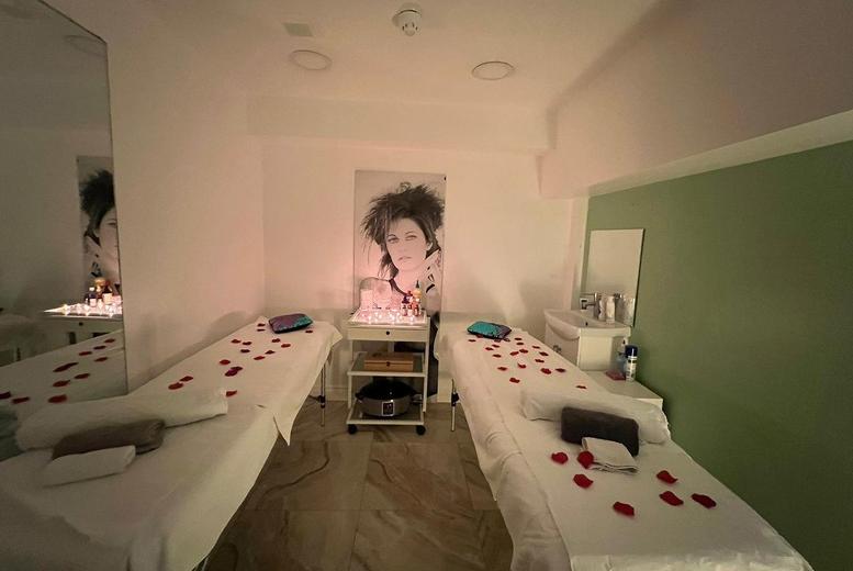 45-Minute Swedish Massage & Hot Drink for One or Two at Le Royal Beauty Centre, London | Wowcher