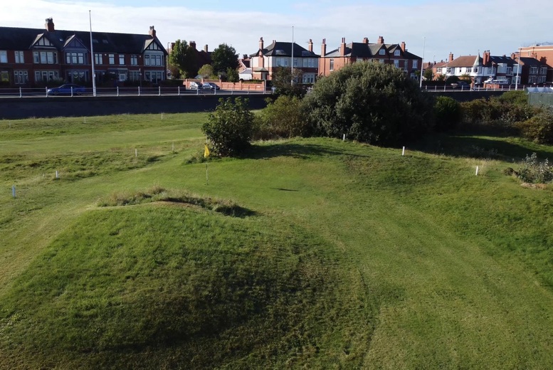 Family Friendly Round of MiniLinks® Golf for up to 4 People on the Pitch and Putt 8.golf course in Fleetwood | Wowcher