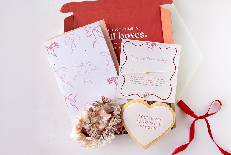 Luxury Valentine's Day TreatBox Gift Box with Biscuit, Bracelet & More - TreatBox UK | Wowcher