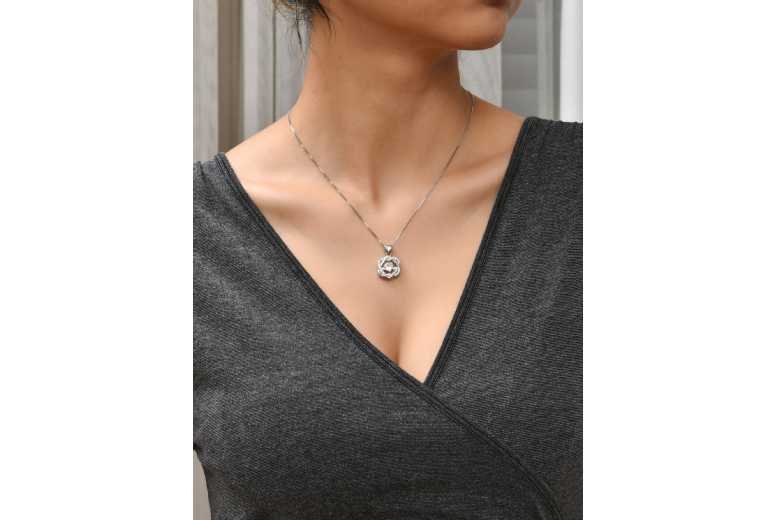 Gamechanger Asso T/A 50 Shade Of Lust Rhodium-Plated Crystal Heart Jewellery Set - 3-Piece Matching Gift Set | Wowcher