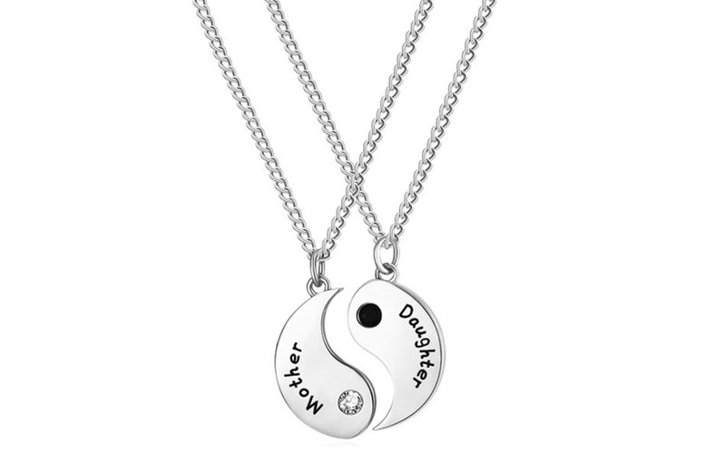 Jaoyeh Trading Ltd Mother & Daughter Duo Necklace Set In Silver Or Gold | Wowcher