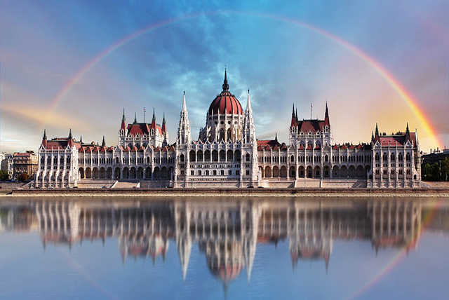 2-3nt Budapest with Flights - Optional Danube Cruise or Széchenyi Baths Entry!