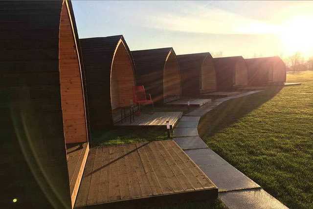 1-3nt Gloucestershire Eco Pod for 2 & 'Unlimited' Golf