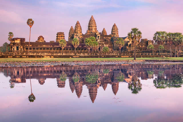 8-Day Cambodia Tour with Daily Breakfast & Tour Guide