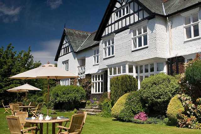 3* or 4* 2nt Break with Breakfast & Dinner - Choose from 50+ Locations!