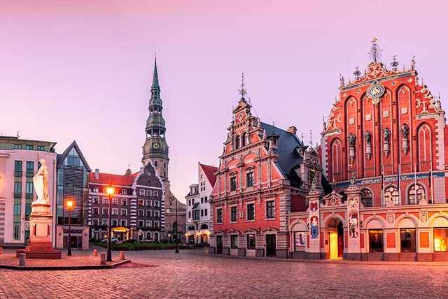 2-4nt 4* Riga City Break with Breakfast & Flights