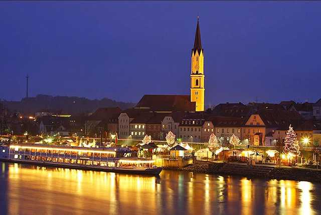 2-4nt Bavaria Floating Xmas Market Break, Car Hire & Flights