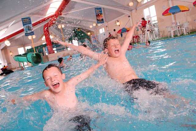 3-4nt Parkdean Resorts Stay for 6 - 52 UK Locations!