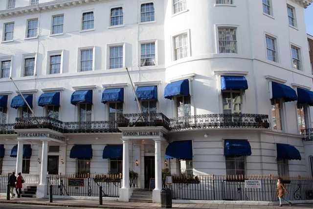 4* Deluxe London Stay, B'fast & Cream Tea for 2