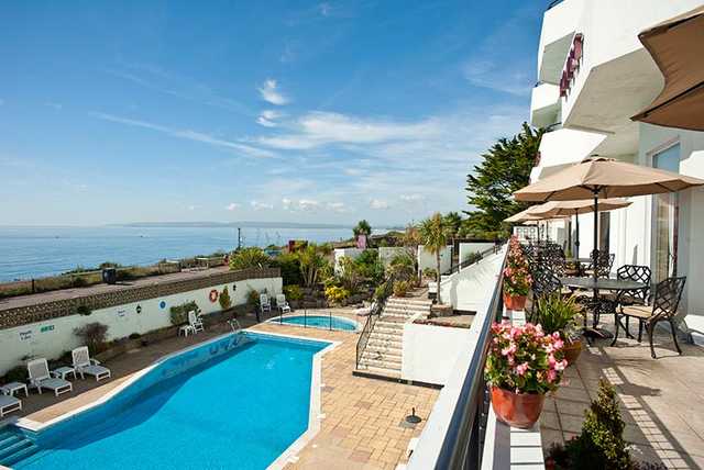 1-2nt 4* Bournemouth & Breakfast - Prosecco & Cream Tea Option!