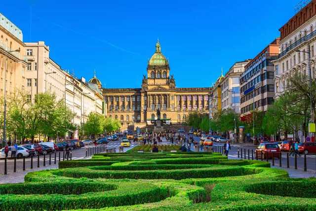 2-3nt 4* Boutique Prague, Breakfast & Flights - Free Upgrade & Optional Tours!