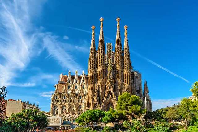 2-4nt Barcelona City Break with Flights