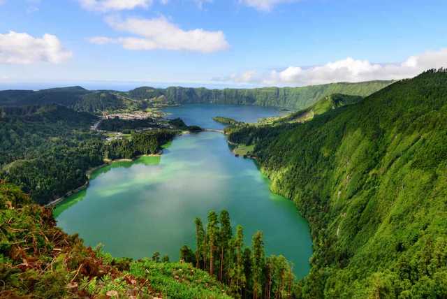 7nt Azores, Breakfast & Flights - Optional Tours!