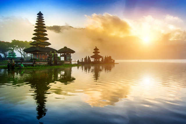 7nt 4* Bali, Breakfast & Flights - Rice Field Visit Option!