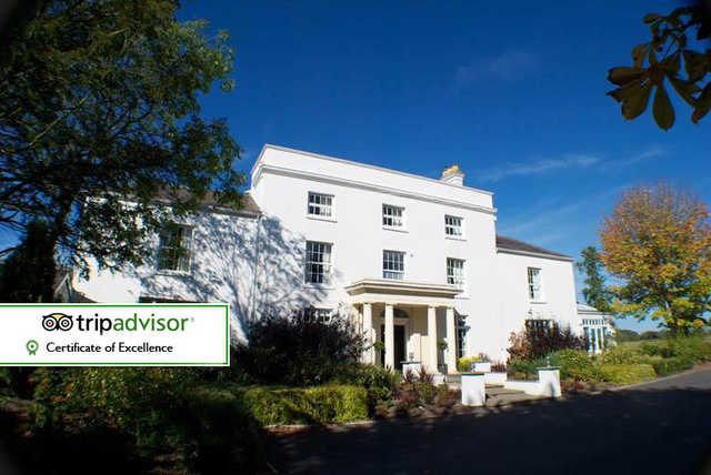 2nt Shropshire Stay for 2, Breakfast, Spa Access & Prosecco 