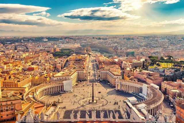 4* Rome City, Breakfast & Flights - Includes Vatican City Tour!