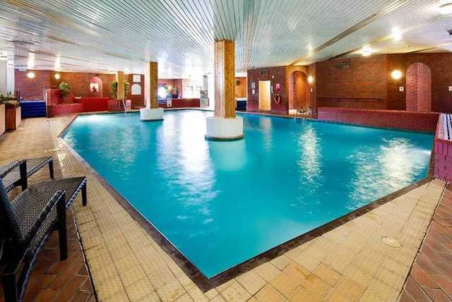 4* Kent Countryside Stay, Spa Access & Dinner for 2