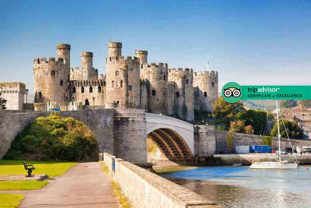 Conwy Stay & Breakfast for 2 - Upgrade to Include a Bottle of Prosecco!