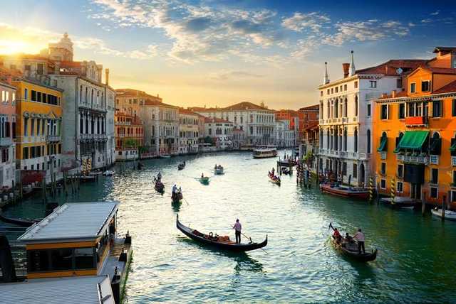 Italian Adventure with Flights - Visit Rome, Florence & Venice!