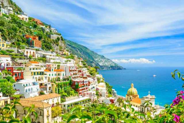 4nt 4* Romantic Rome & Sorrento Getaway, Transfers & Flights