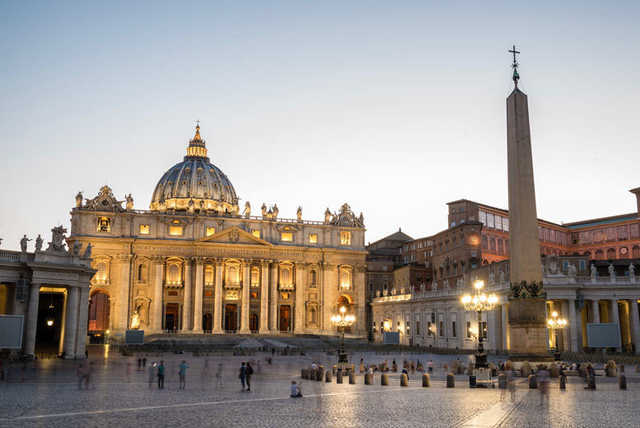 Central Rome Escape & Flights - Vatican & Sistine Chapel Tour Option!