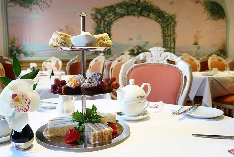 4* Afternoon Tea & Prosecco for 2, Hyde Park