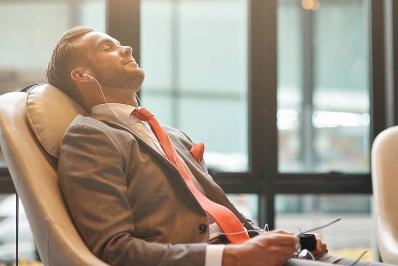 £1 for up to 25% off airport lounge access for up to seven people from Sky Parking Services – choose from 20 airports across the UK!