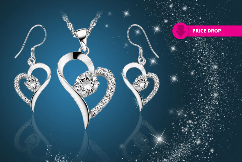 £10 instead of £89.99 for a crystal heart necklace and earrings set made with crystals from Swarovski® from Your Ideal Gift – save 89%