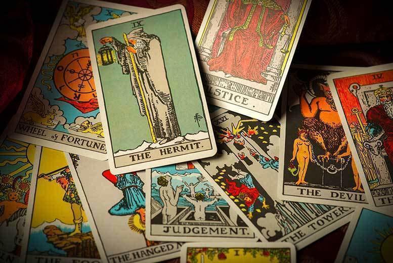 £6 instead of £30 for a 12-month email tarot card reading from Andy Hopkins International Spiritualist Medium – save 80%