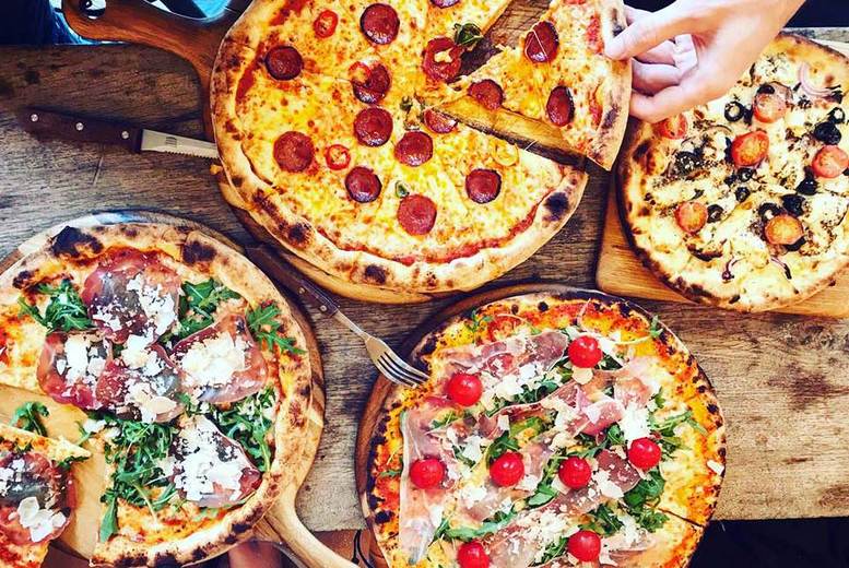 £24 instead of £48 for Italian dining and ‘bottomless’ Prosecco or wine for two people at Hungry Turtle Pizzeria, Fulham – enjoy a delicious pizza or pasta dish each and save 50%